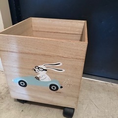 木箱、移動可能
