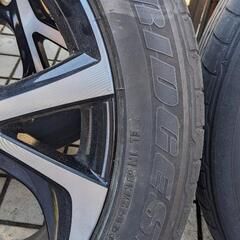 トヨタC-HR純正タイヤホイールの画像