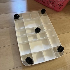 Amazon.co.jp 限定】サンコープラスチック キャスター付き台車 ラクゴロ L 幅41.2×奥行28.2×高さ6.8cm ホワイトの画像