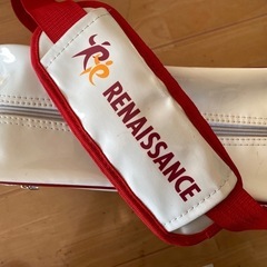 ルネサンスのプールバックの画像