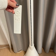 【受取に来てくれる方先着順】モダンデコ、縦型扇風機(温風も出ます)