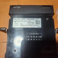 トヨタ　純正ETC　純正ナビ連動可能。中古。　の画像