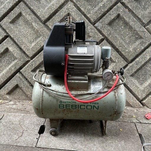 エアーコンプレッサー