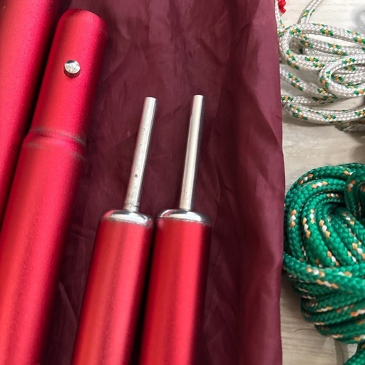 タトンカタープ1TC 、 村の鍛冶屋ポール、ペグ、ロープセット