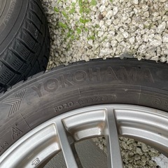 美品✨ バリ山 スタッドレス スノータイヤ ホイールセット 205/60R16 4本セットの画像