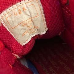 VISION 16センチ　スニーカー　赤の画像