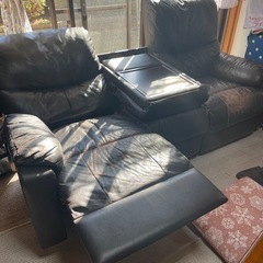 ニトリ　本革 　電動リクライニングソファー取りに来てくださる方、運び出しもしてくださる方限定でお願いしますの画像
