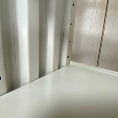 コクヨ製　スチール本棚６段高さ180cm色アイボリ　0円の画像