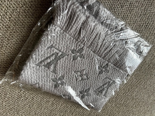 ルイヴィトン　マフラーグリペルル