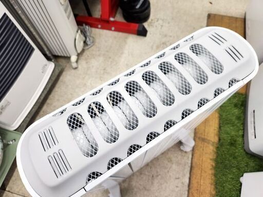 オイルヒーター デロンギ ベルカルド  10～13畳用 RHJ75V0915-GY 9枚X字型フィン リモコン欠品 DeLonghi 