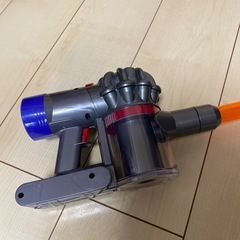ダイソン　おもちゃ　掃除機
の画像