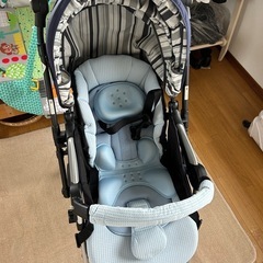 aprica両面式ベビーカーの画像