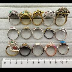 m→→→j23-B160 天然石 ガラス 色石など 925刻印 シルバー系 ヴィンテージ リング 指輪 アクセサリー 昭和レトロ 素材不明品 まとめ売 大量 装飾品の画像