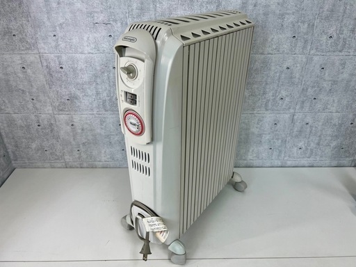 デロンギヒーター D091549ECF 9枚ファン/X字型 1500W 24時間電子タイマー(3モード)付