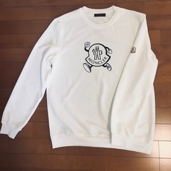 モンクレールロゴトレーナー