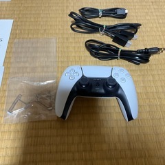 最終値下げ 美品 新型 PlayStation 5 ディスク搭載モデル　slim model CFI-2000A01 PS5の画像
