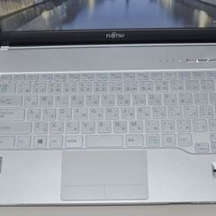 日本製 中古良品軽量ノートPC 富士通 SH75/M Windows11+office Core i5-4200U/メモリ8GB/爆速SSD256GB/13.3インチ/DVDマルチ/webカメラ搭載