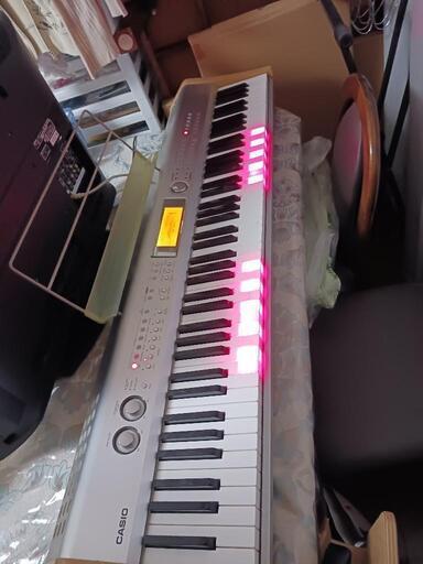CASIO　シンセサイザー