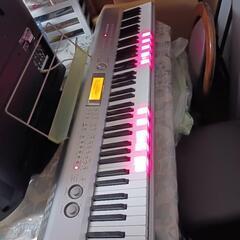 CASIO　シンセサイザー