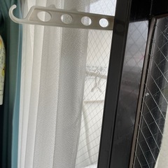 サッシ窓用室内干しハンガーの画像