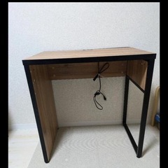テーブル