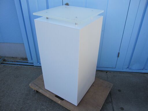 インフォメーションカウンター　450ｘ450ｘ900　ホワイト　イトーキ製NEF-449E-W9