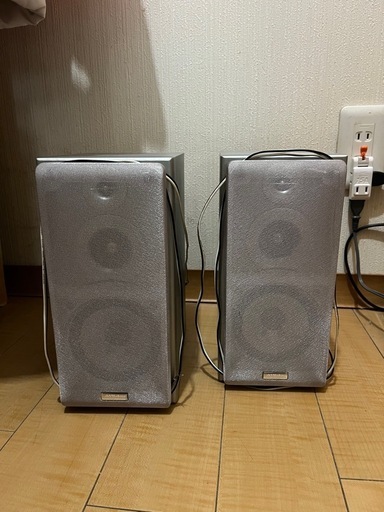 スピーカー