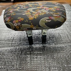正座椅子　和風柄の画像