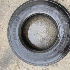 トラックタイヤ　M888 225/80R 17.5
