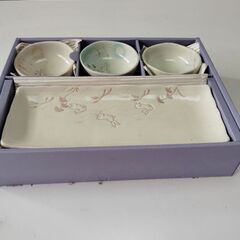 食器☆5つ入ってます