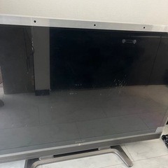 お譲りします！！SHARP テレビ　52サイズ　液晶カバー付き　...