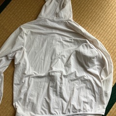 (11/30まで)ユニクロ　XL パーカーの画像