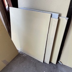 12mmのプラスターボードあげます。