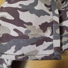 150サイズ迷彩柄　冬用長ズボンの画像