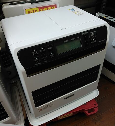 セール！品質保証☆配達有り！10000円(税別）ダイニチ石油ファンヒーター 15畳～20畳 9L 2019年製