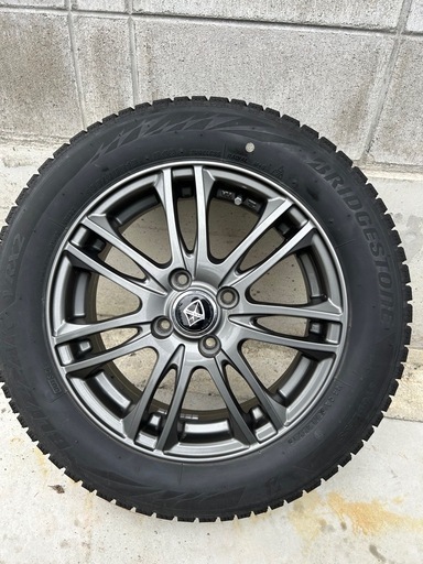 スタッドレス4本セット　ブリヂストン