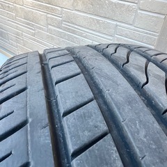 ECOBLUE UHP  225/40r18 2本の画像