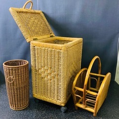 ラタン小物3個まとめ　ランドリーかご　傘立て　マガジンラック　籐家具の画像