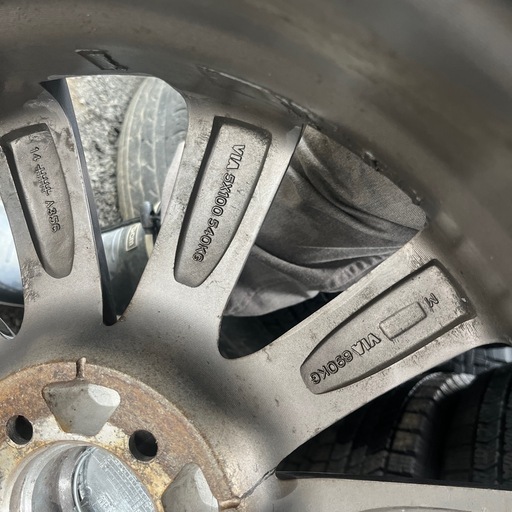 215/50R17アルミスタッドレスセット！