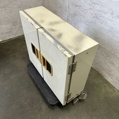 【モリタ】 殺菌灯キャビネット CABIO バットタイプ CS-236 壁掛け 歯科 N0489YGの画像