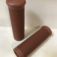 【新品】 ハーレー アメリカン 他 ジャックハマー バイクグリップ 1インチ 茶 汎用 ALCAN hands製の画像