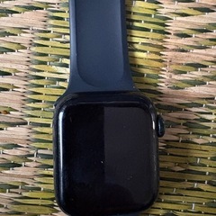 Apple Watch SE 第二世代　40mm アルミニウムケース　使用感あり
の画像