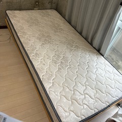 シングルベッド マットレスも一緒に