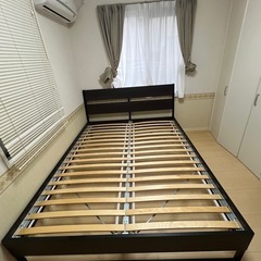 【本日限り】 IKEA クイーンベッド　ベッドフレーム