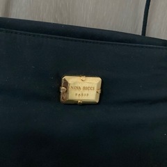 ニナリッチのハンドバッグの画像