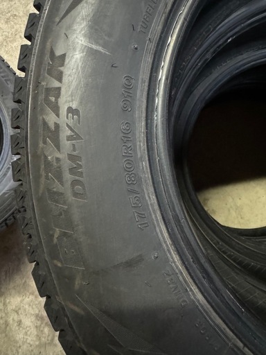 タイヤ、ホイール 175/80R16 dm-V3