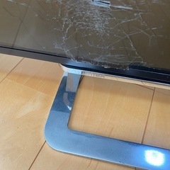 東芝　REGZA 55J10X テレビ 画面ひび割れありの画像
