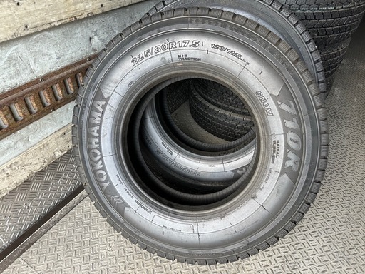 4t車用　再生新品スタッドレス　225/80R17.5