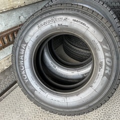 4t車用　再生新品スタッドレス　225/80R17.5
