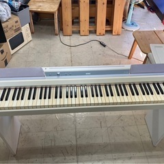 電子ピアノ